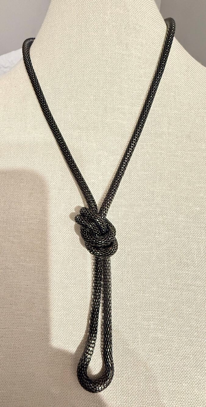 Vintage Black Gunmetal Mesh Knot Lariat Necklace 23” Unsigned
